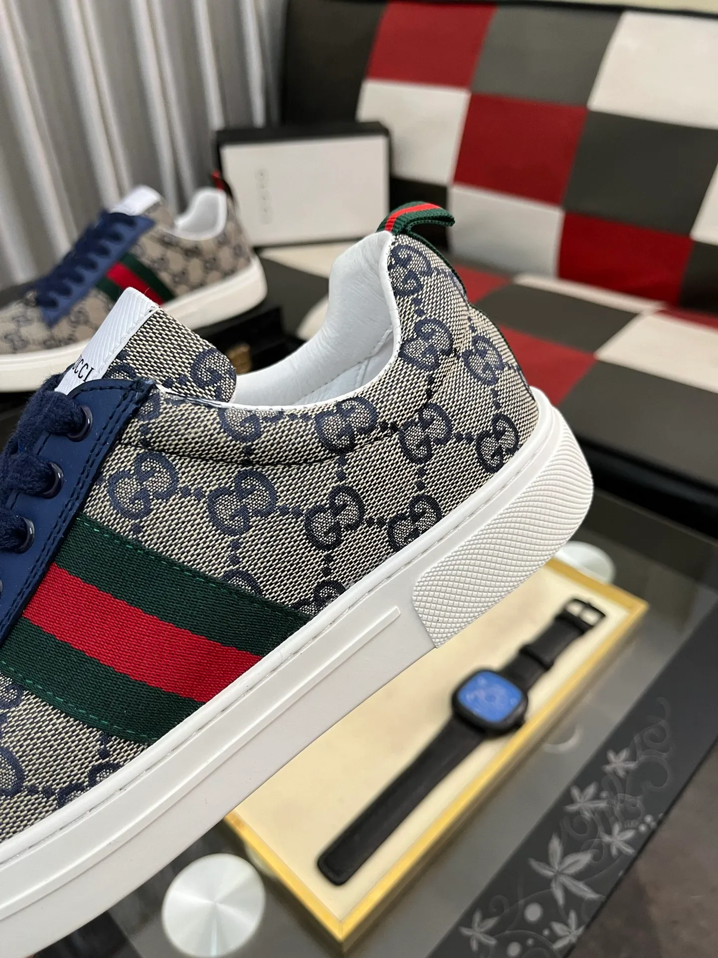 Men's Men's Shoes💰420⌚️⌚️【GUCCI】Gucci men's latest white shoe series casual shoes! The official website is built 1:1. Upper: Made of imported cowhide, with electric embroidery ➕Inner lining: Made of high-quality first-layer pigskin, soft and comfortable. Picky material selection and exquisite workmanship give you the best enjoyment. Size: 38-443️⃣Colors available
